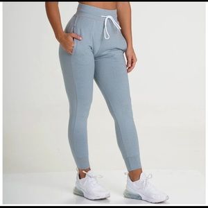 NVGTN silver mist joggers medium